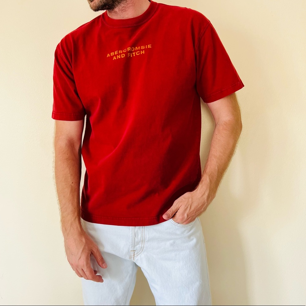 Vintage Abercrombie 100% heavy cotton t-shirt top red logo